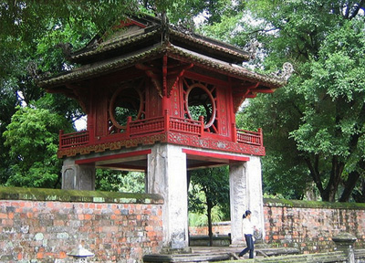 Temple vietnam tourist spots